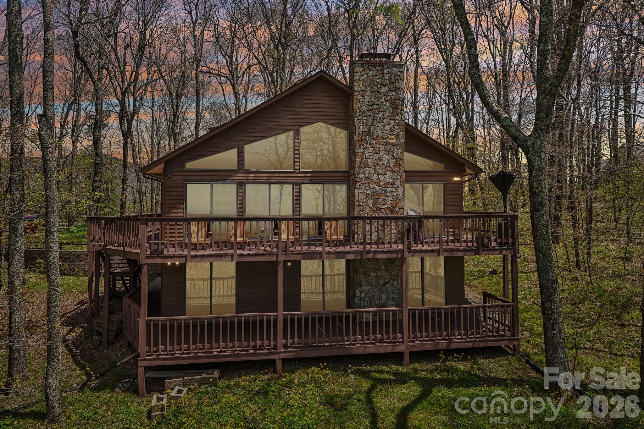 34 Wolfs Head Court Mars Hill NC 28754
