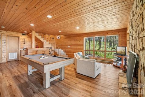 34 Wolfs Head Court Mars Hill NC 28754