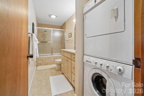 34 Wolfs Head Court Mars Hill NC 28754