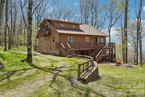 34 Wolfs Head Court Mars Hill NC 28754
