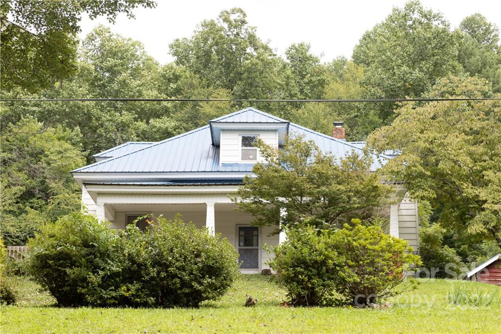 107 Gordon View Drive Zirconia NC 28790