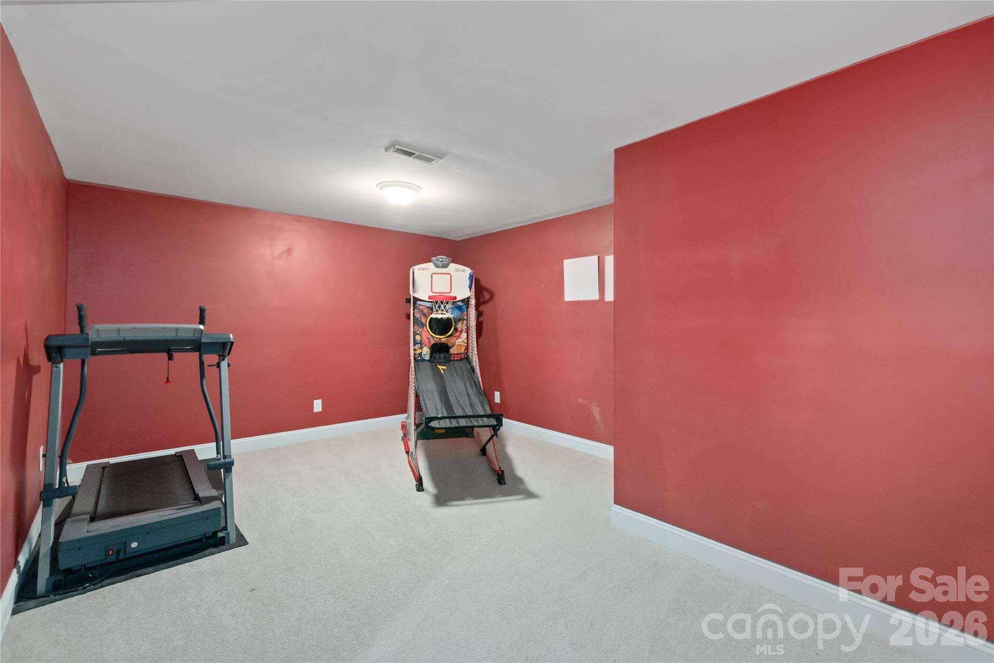 8914 Landsdowne Avenue Harrisburg NC 28075
