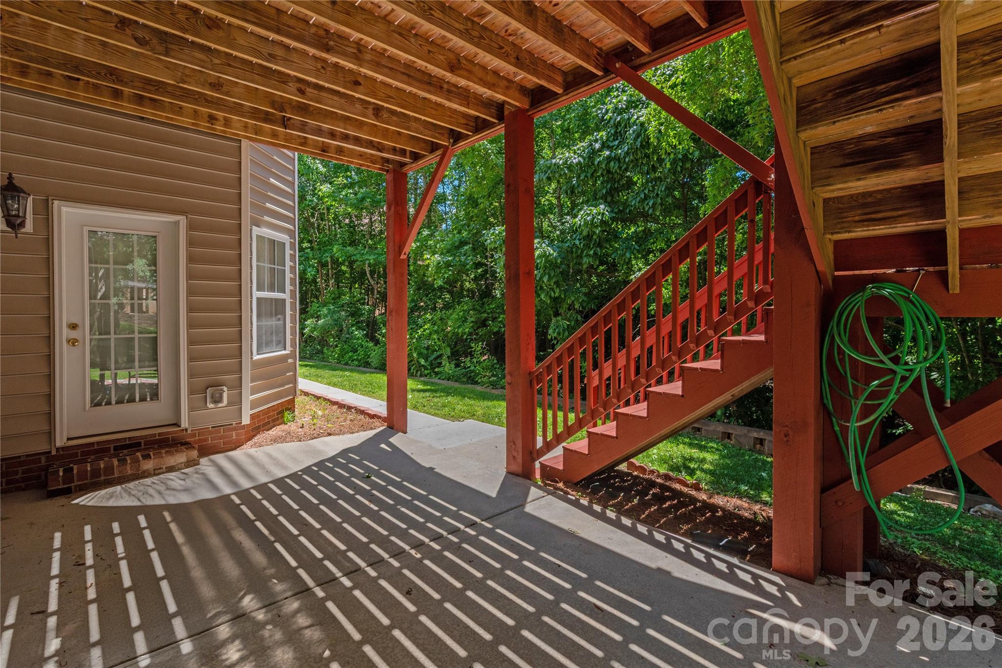 8914 Landsdowne Avenue Harrisburg NC 28075