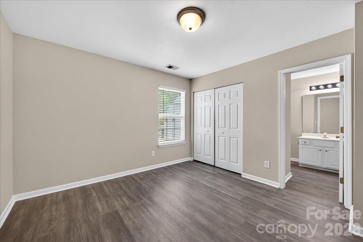 8619 Wandering Creek Way Charlotte NC 28227