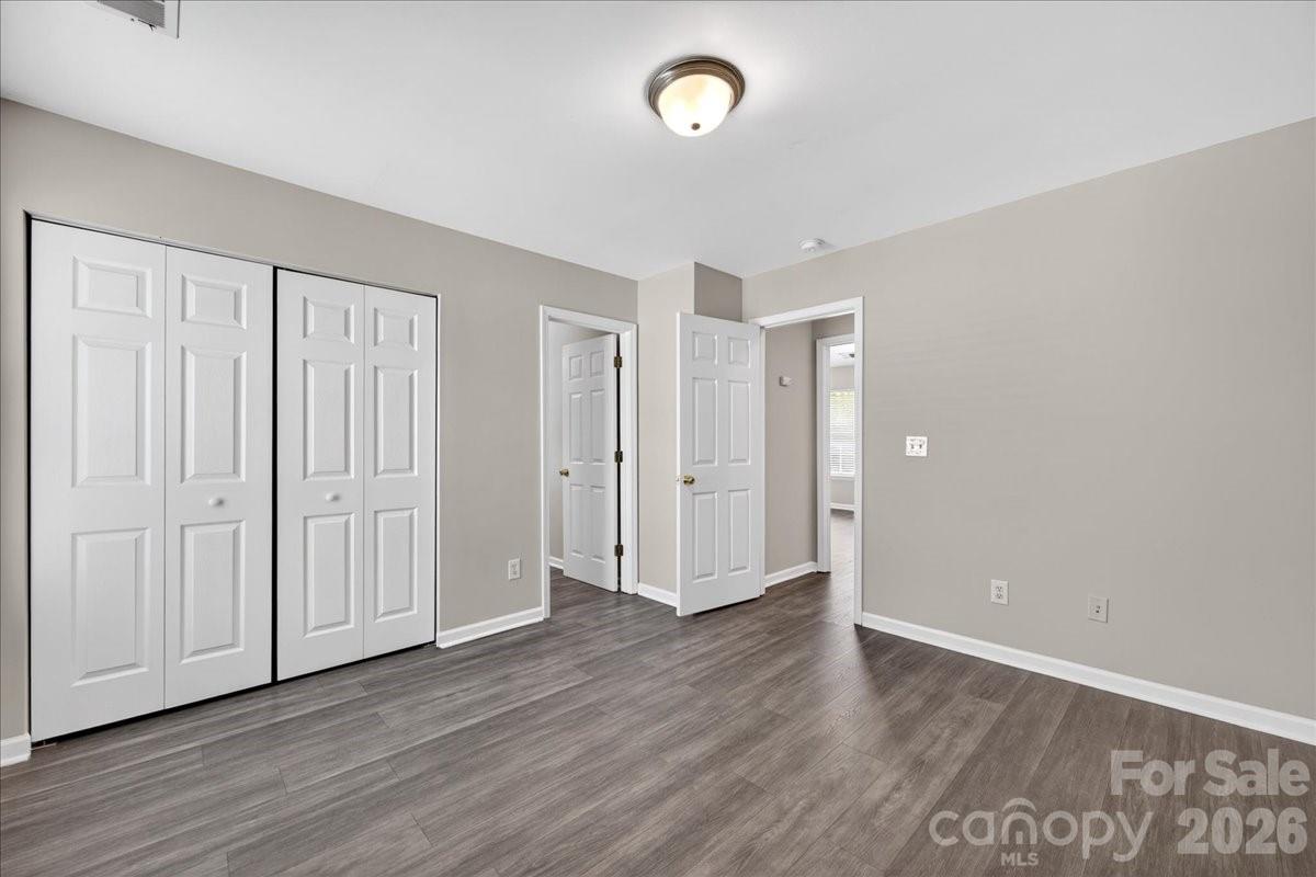 8619 Wandering Creek Way Charlotte NC 28227