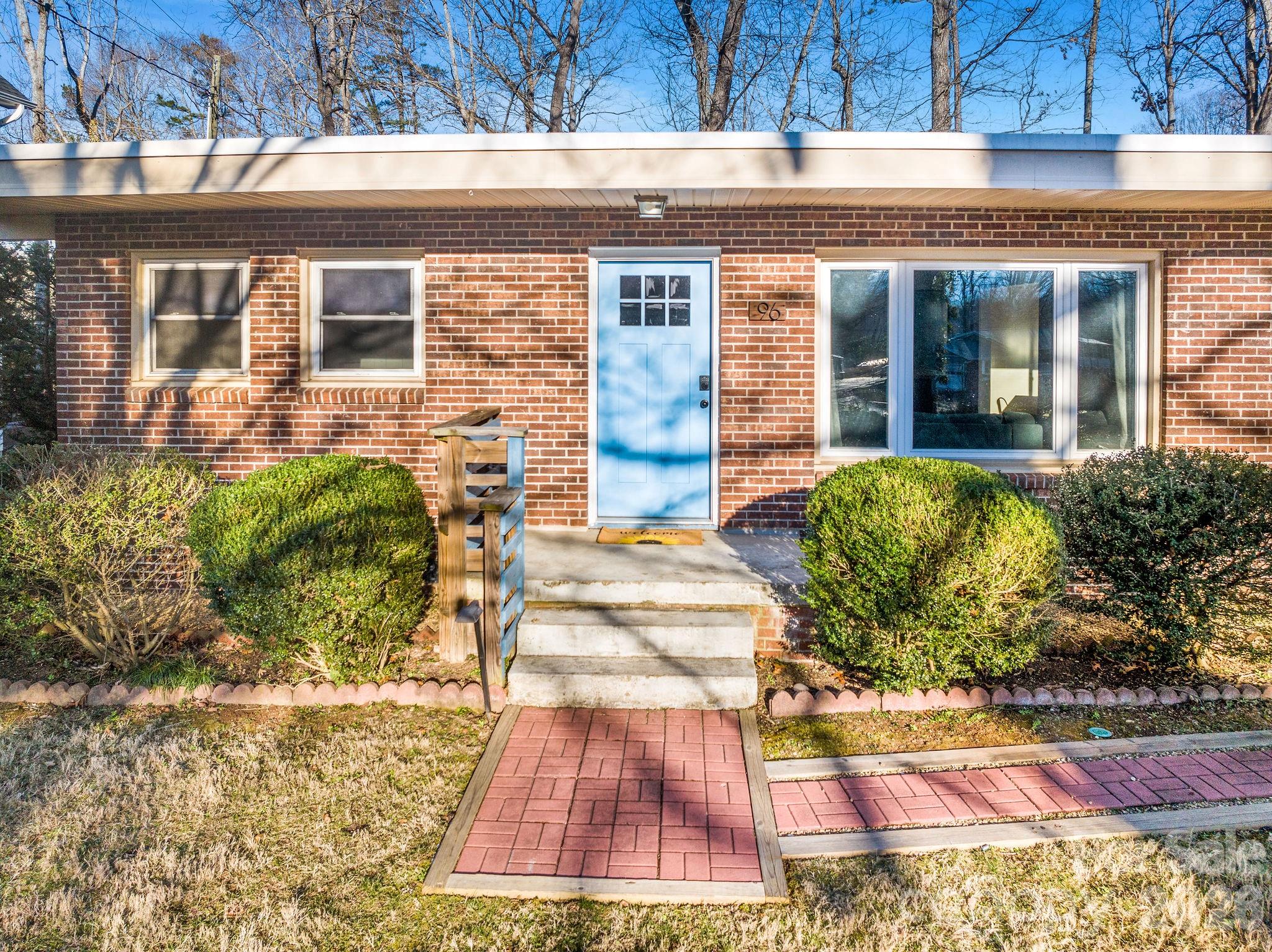 96 Oak Hill Road Candler NC 28715