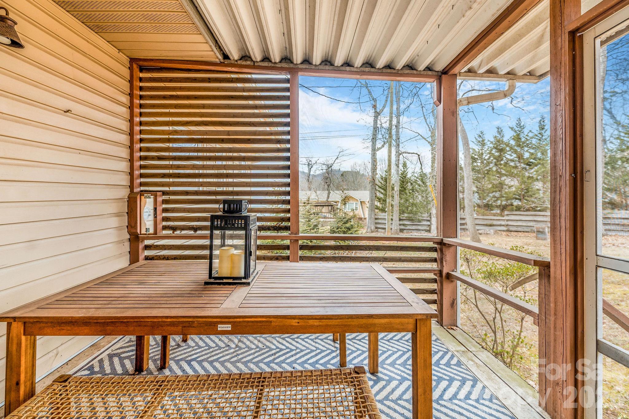 96 Oak Hill Road Candler NC 28715