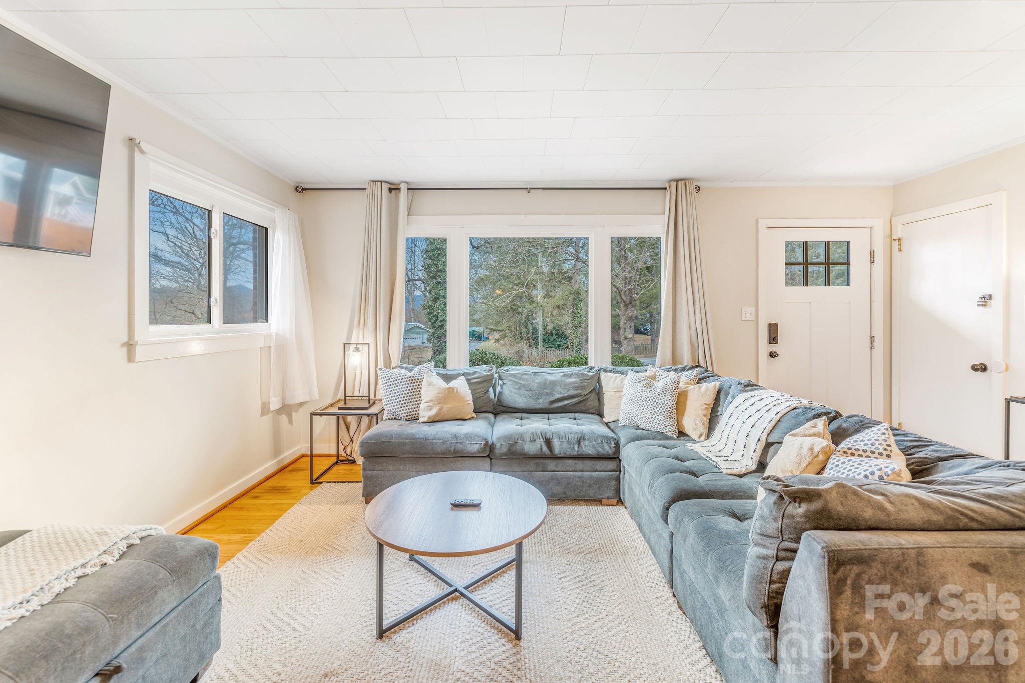 96 Oak Hill Road Candler NC 28715