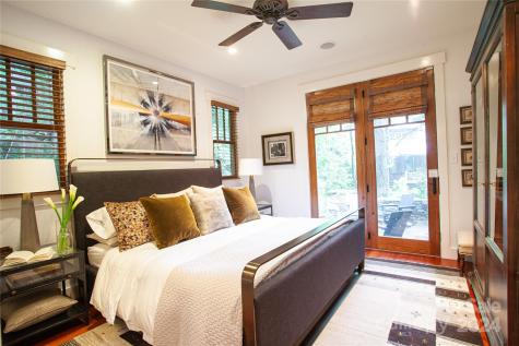 21 Chaucer Road Black Mountain NC 28711