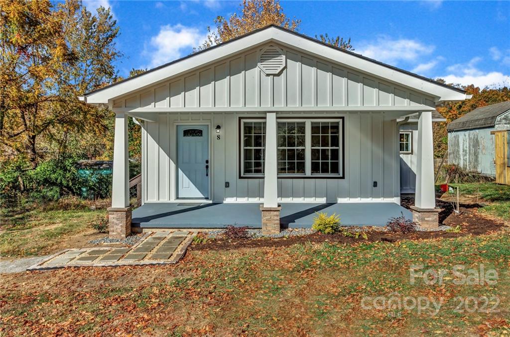 8 Ash Gray Lane Swannanoa NC 28778