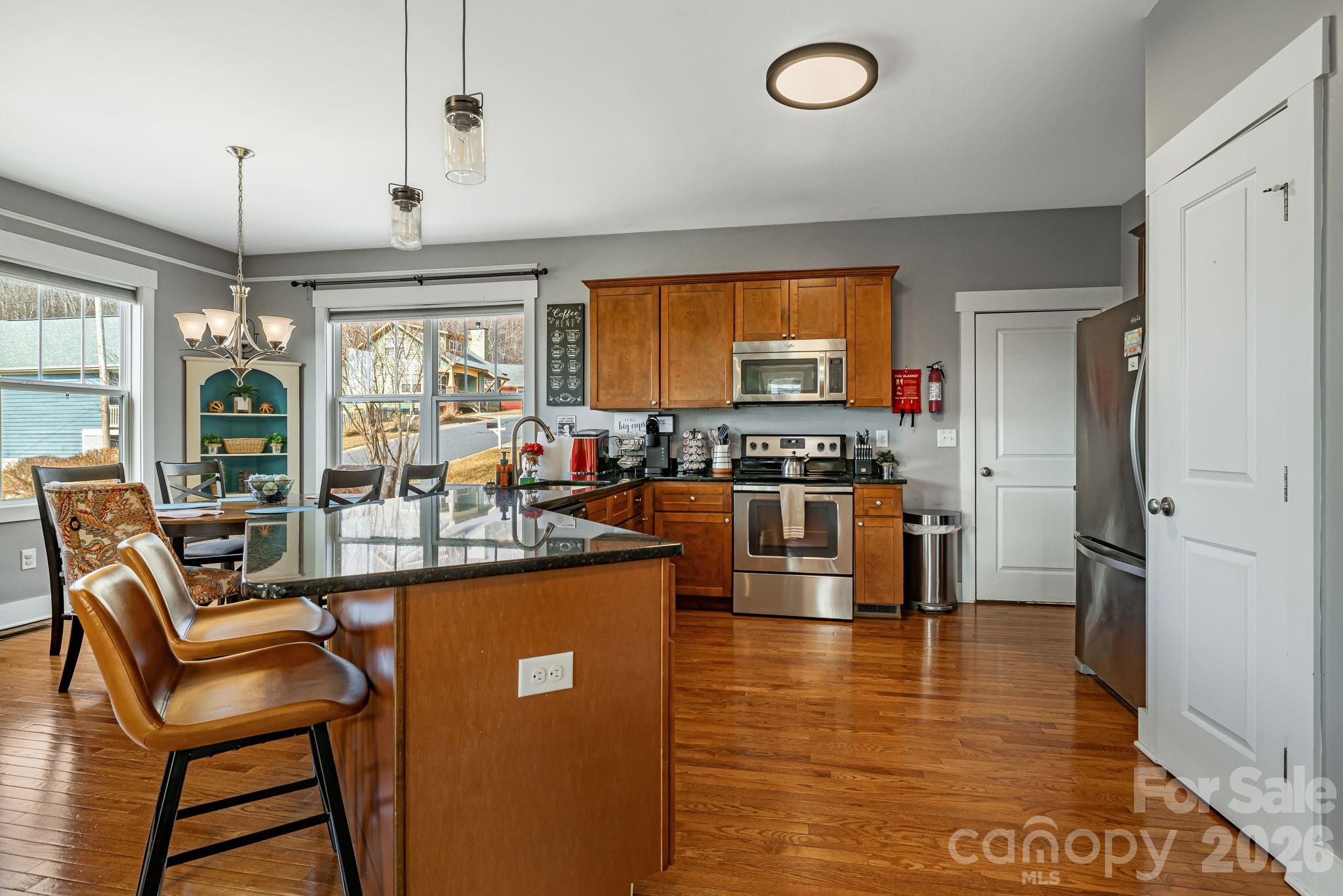 17 Byrdcliffe Lane Asheville NC 28805