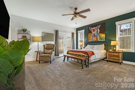 17 Byrdcliffe Lane Asheville NC 28805