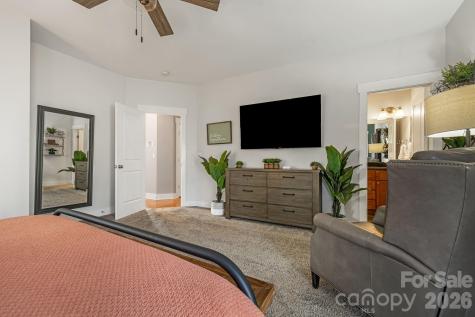 17 Byrdcliffe Lane Asheville NC 28805