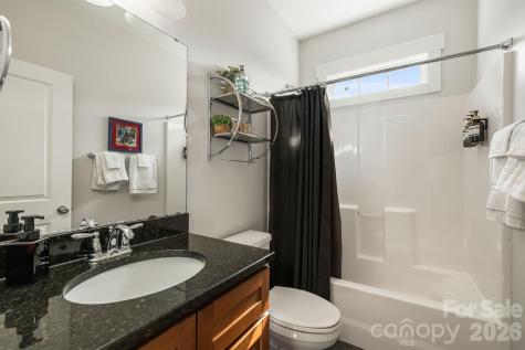 17 Byrdcliffe Lane Asheville NC 28805