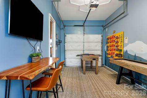 17 Byrdcliffe Lane Asheville NC 28805