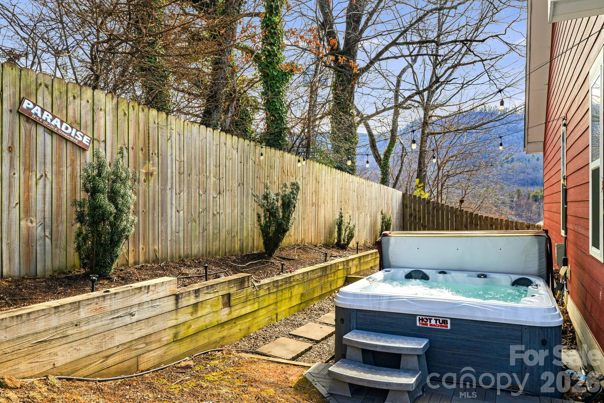 17 Byrdcliffe Lane Asheville NC 28805