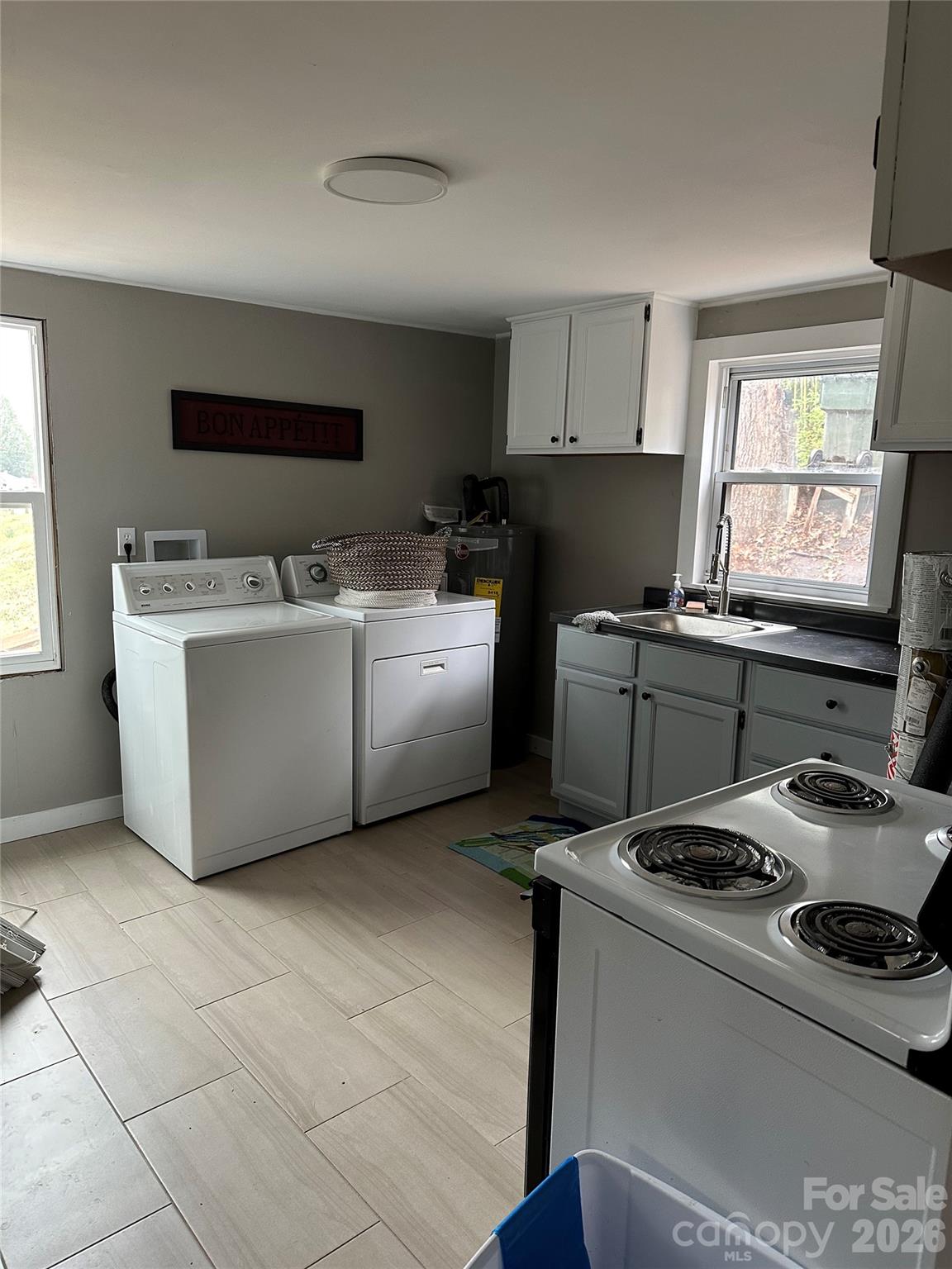 300/292 N Meridian Street Rutherfordton NC 28139
