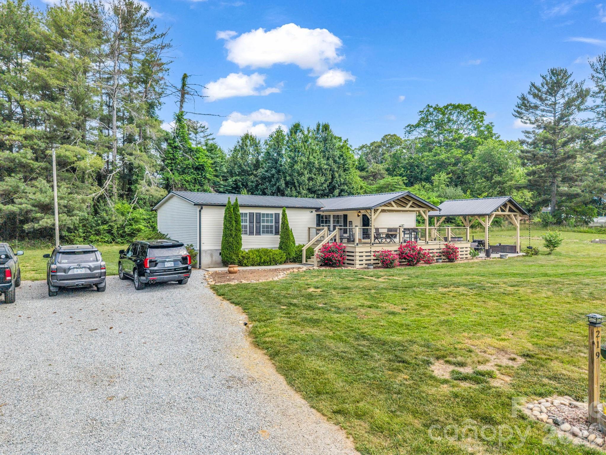 219 Jackson Loop Road Flat Rock NC 28731