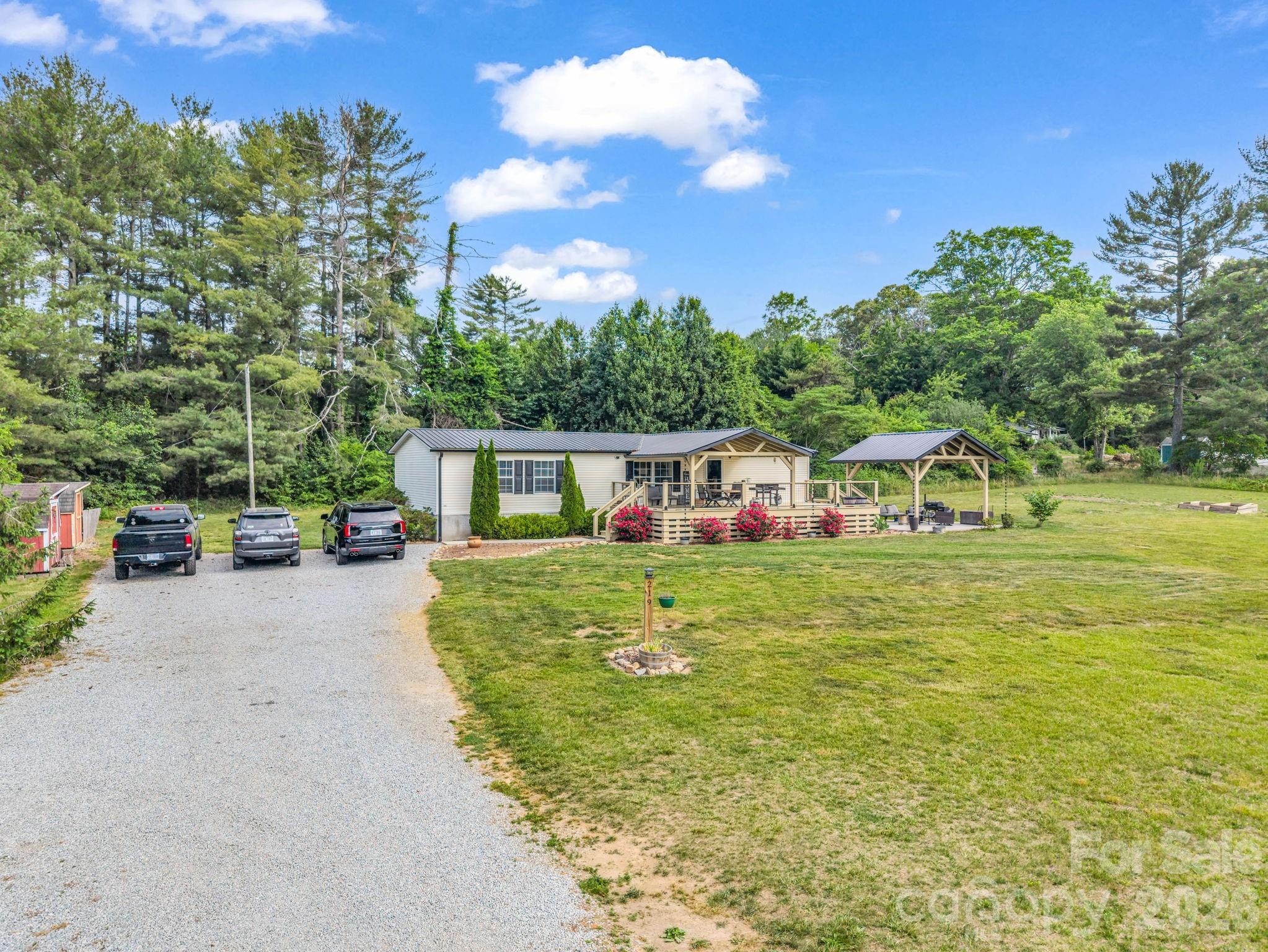 219 Jackson Loop Road Flat Rock NC 28731