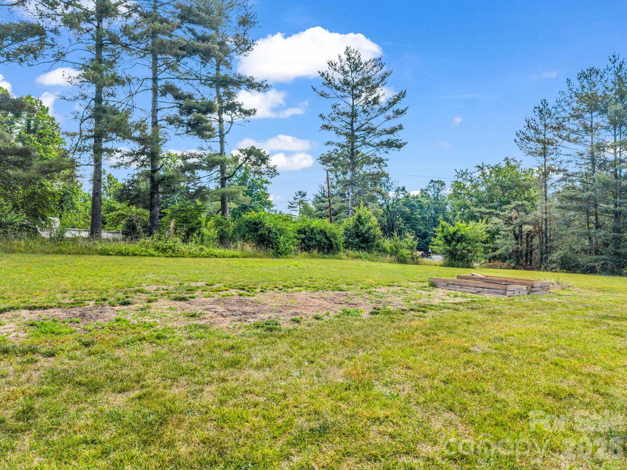 219 Jackson Loop Road Flat Rock NC 28731