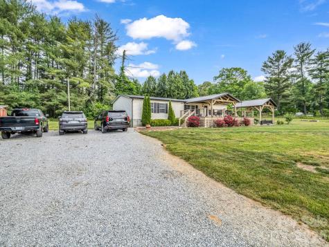 219 Jackson Loop Road Flat Rock NC 28731