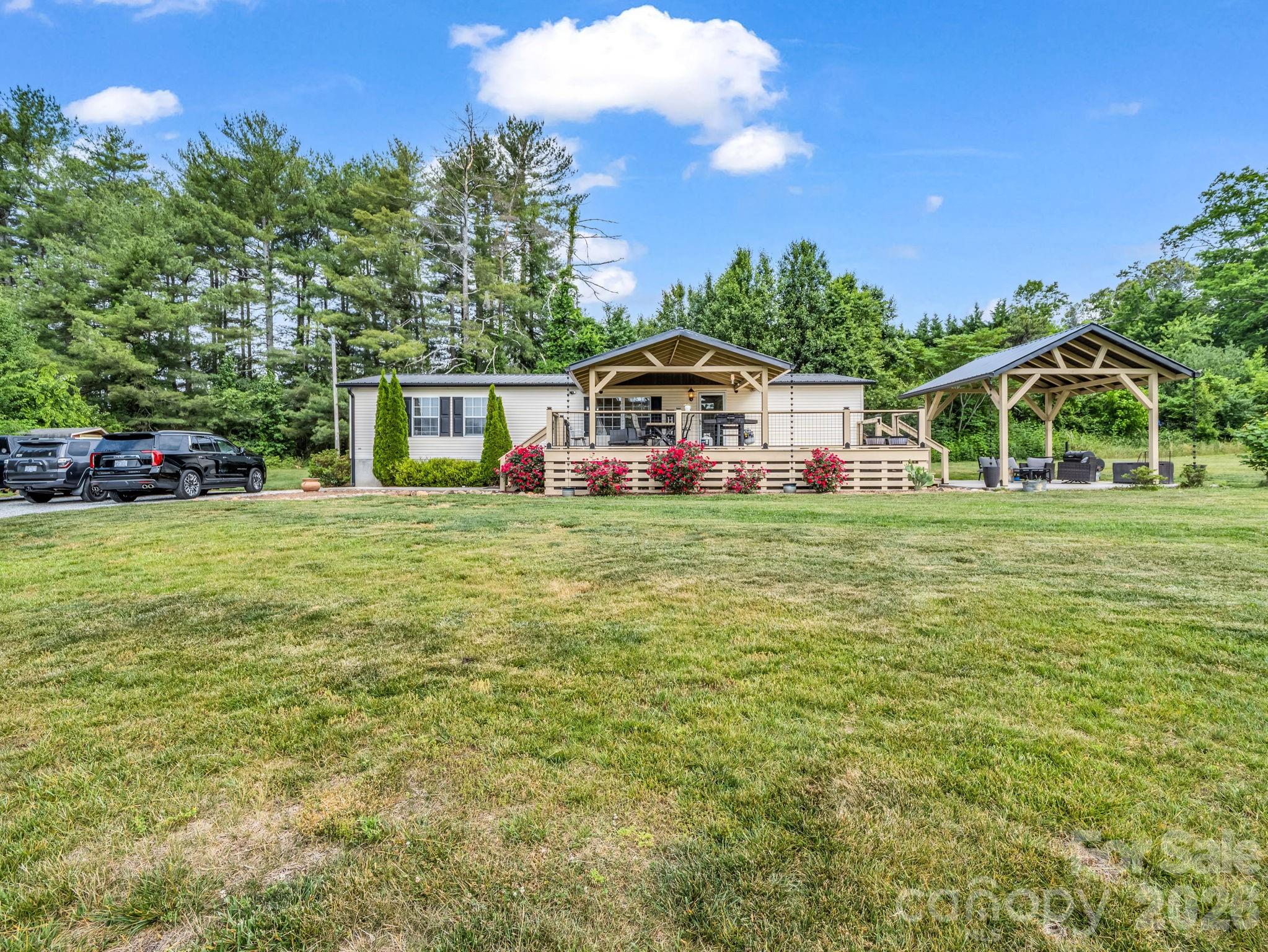 219 Jackson Loop Road Flat Rock NC 28731