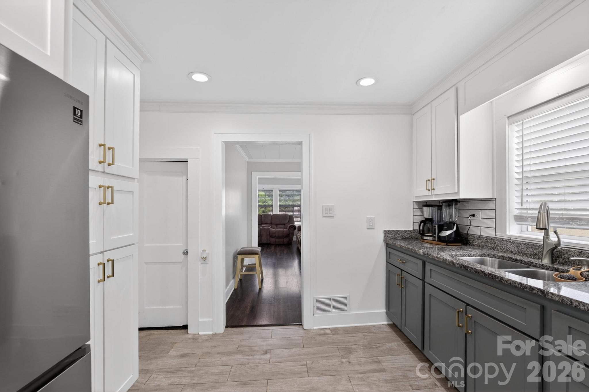 2076 Connelly Springs Road Lenoir NC 28645