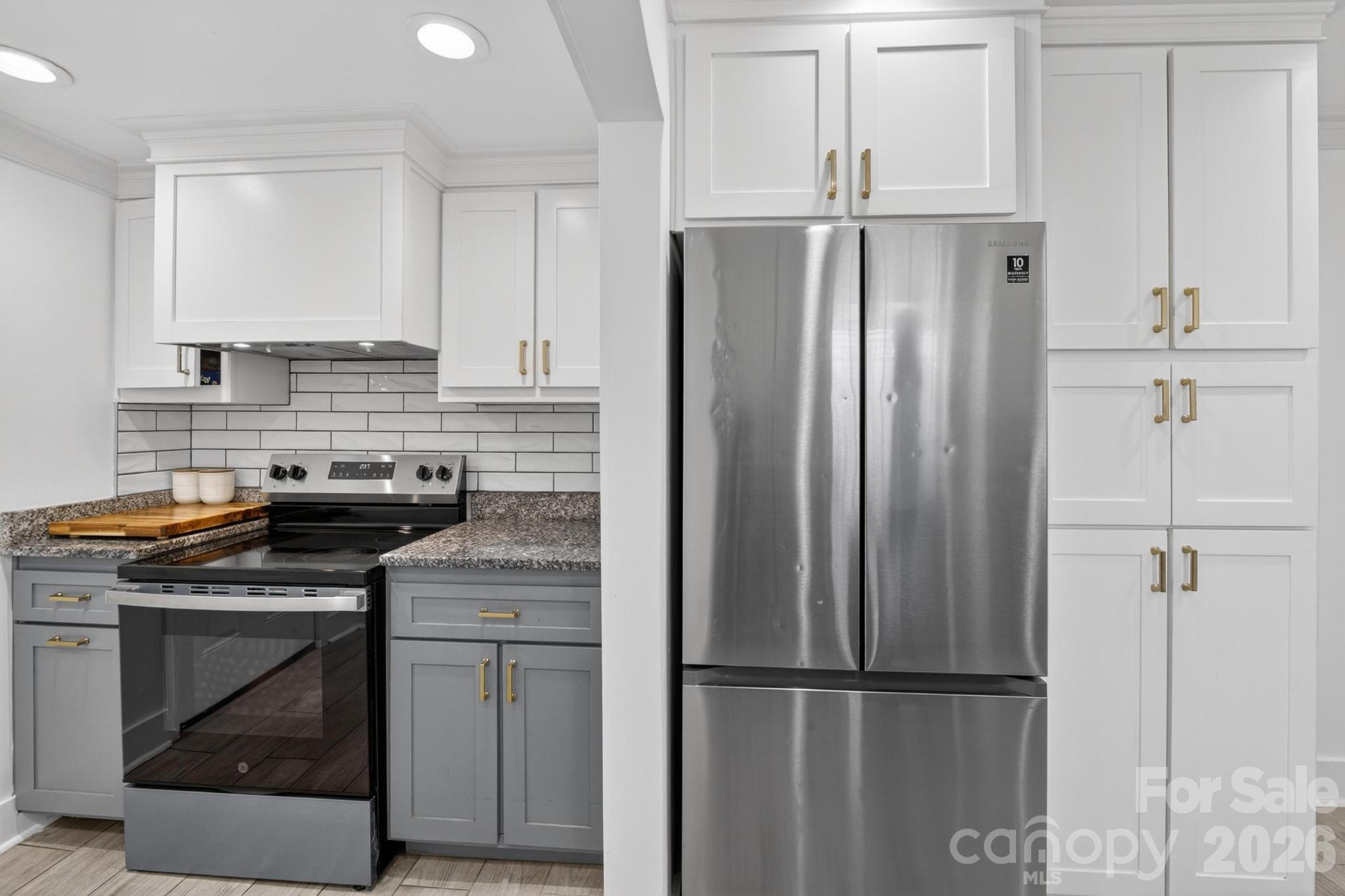 2076 Connelly Springs Road Lenoir NC 28645
