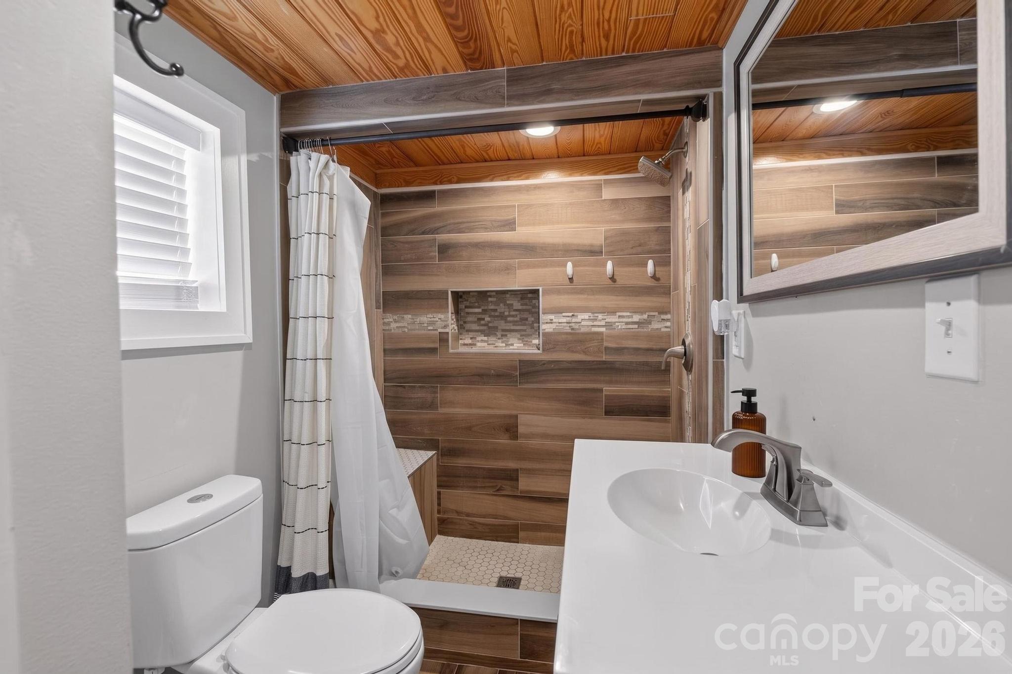 2076 Connelly Springs Road Lenoir NC 28645