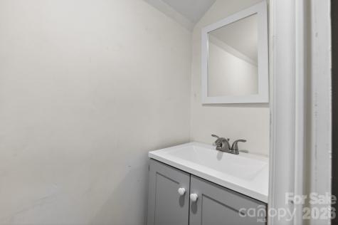 2076 Connelly Springs Road Lenoir NC 28645