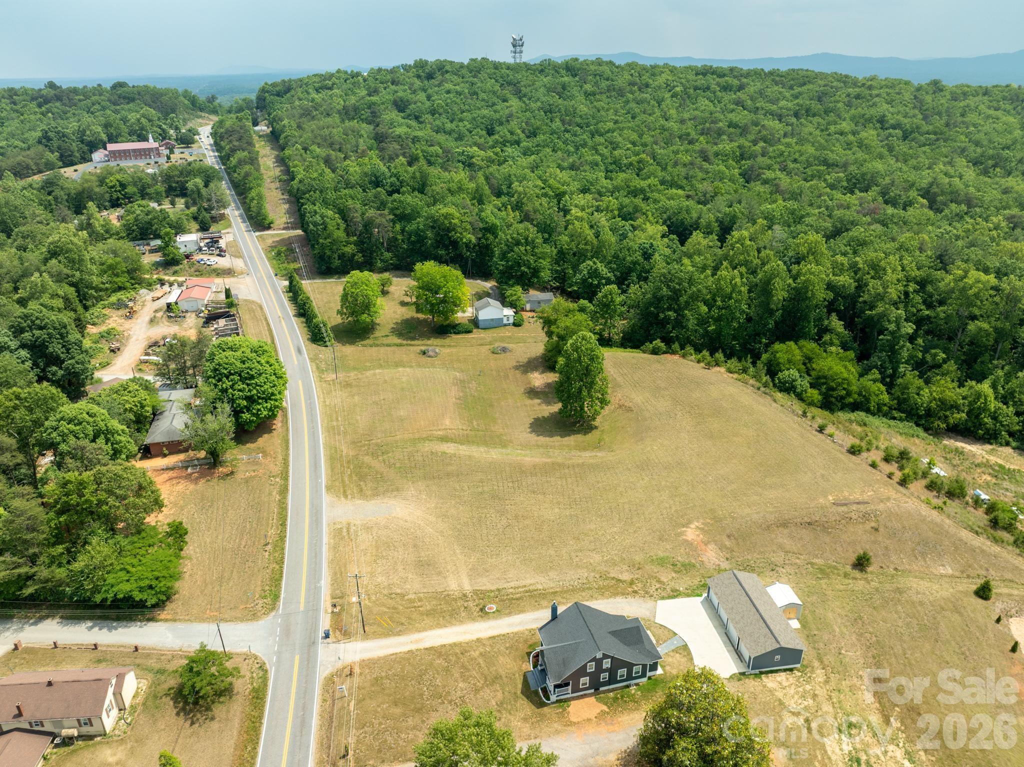 2076 Connelly Springs Road Lenoir NC 28645