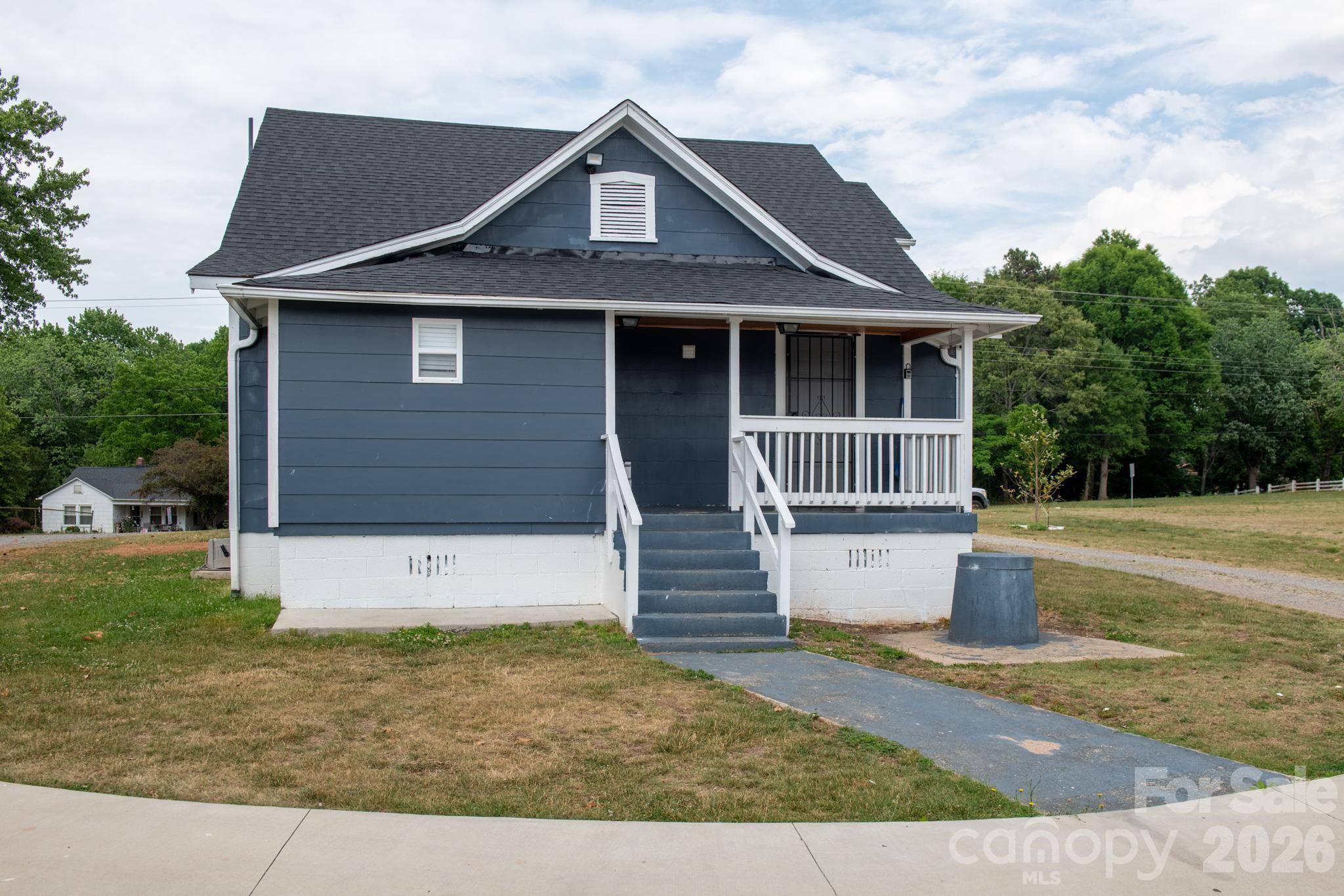2076 Connelly Springs Road Lenoir NC 28645