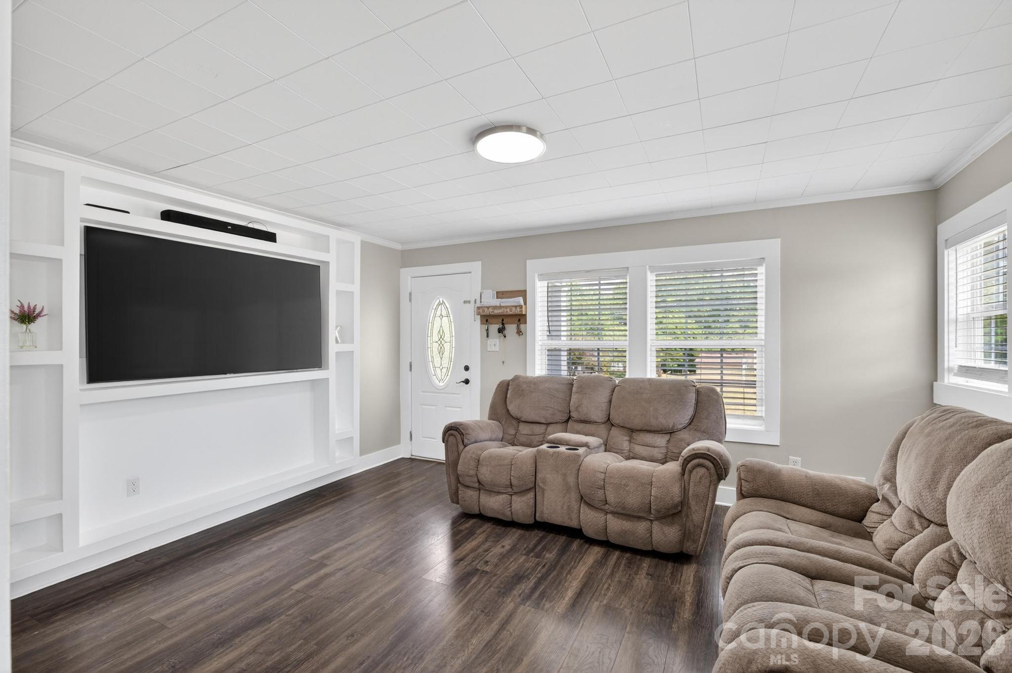 2076 Connelly Springs Road Lenoir NC 28645