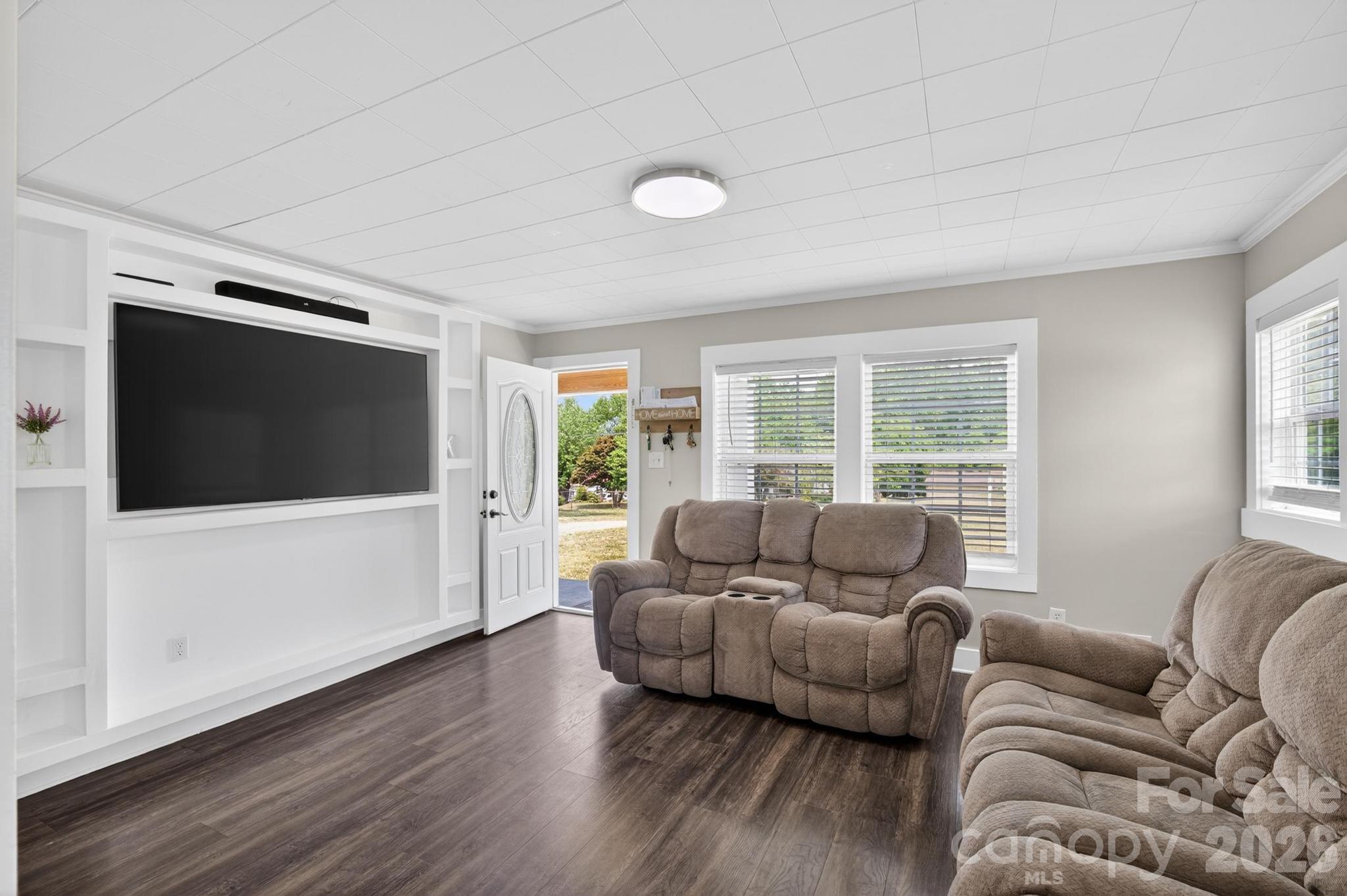 2076 Connelly Springs Road Lenoir NC 28645