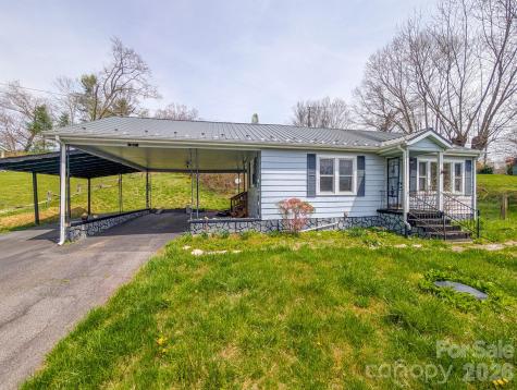 97 Tom Sparks Road Spruce Pine NC 28777