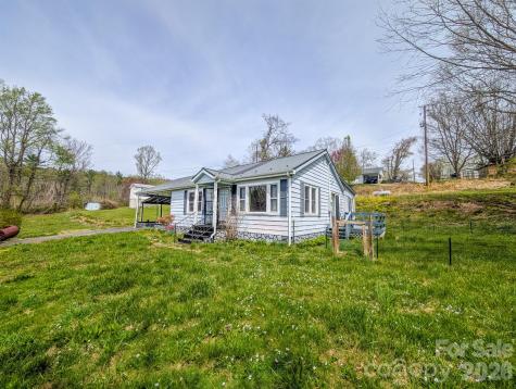 97 Tom Sparks Road Spruce Pine NC 28777