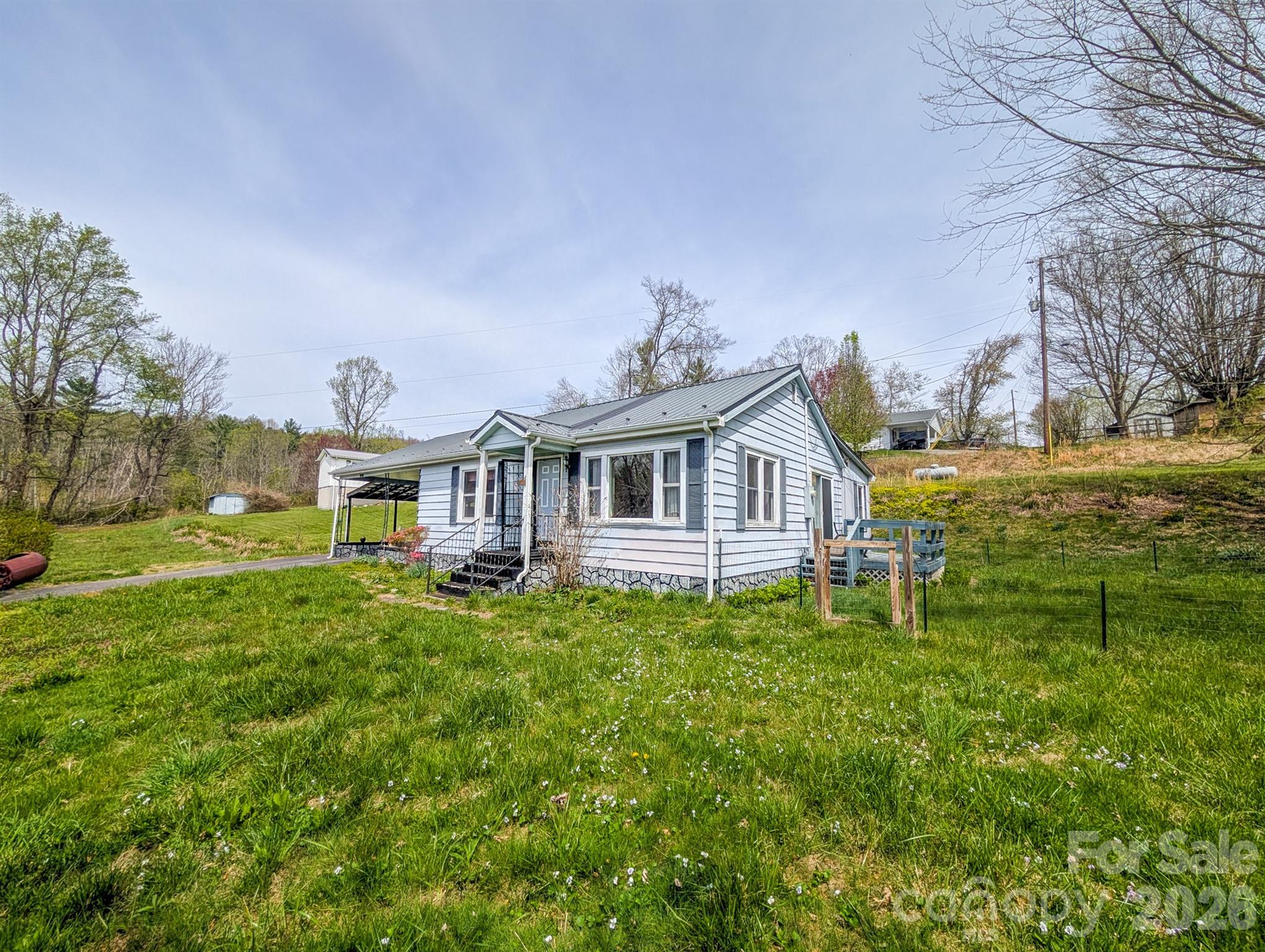 97 Tom Sparks Road Spruce Pine NC 28777