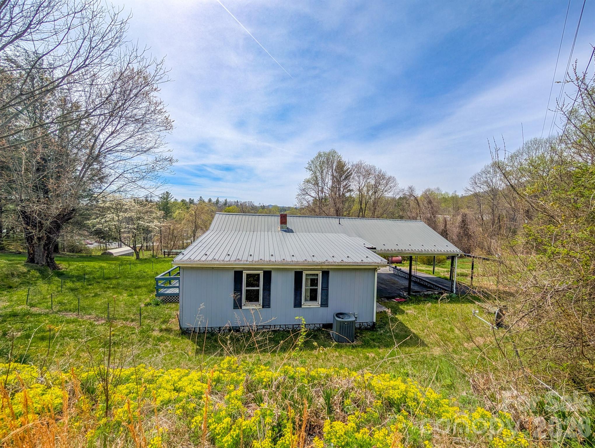 97 Tom Sparks Road Spruce Pine NC 28777