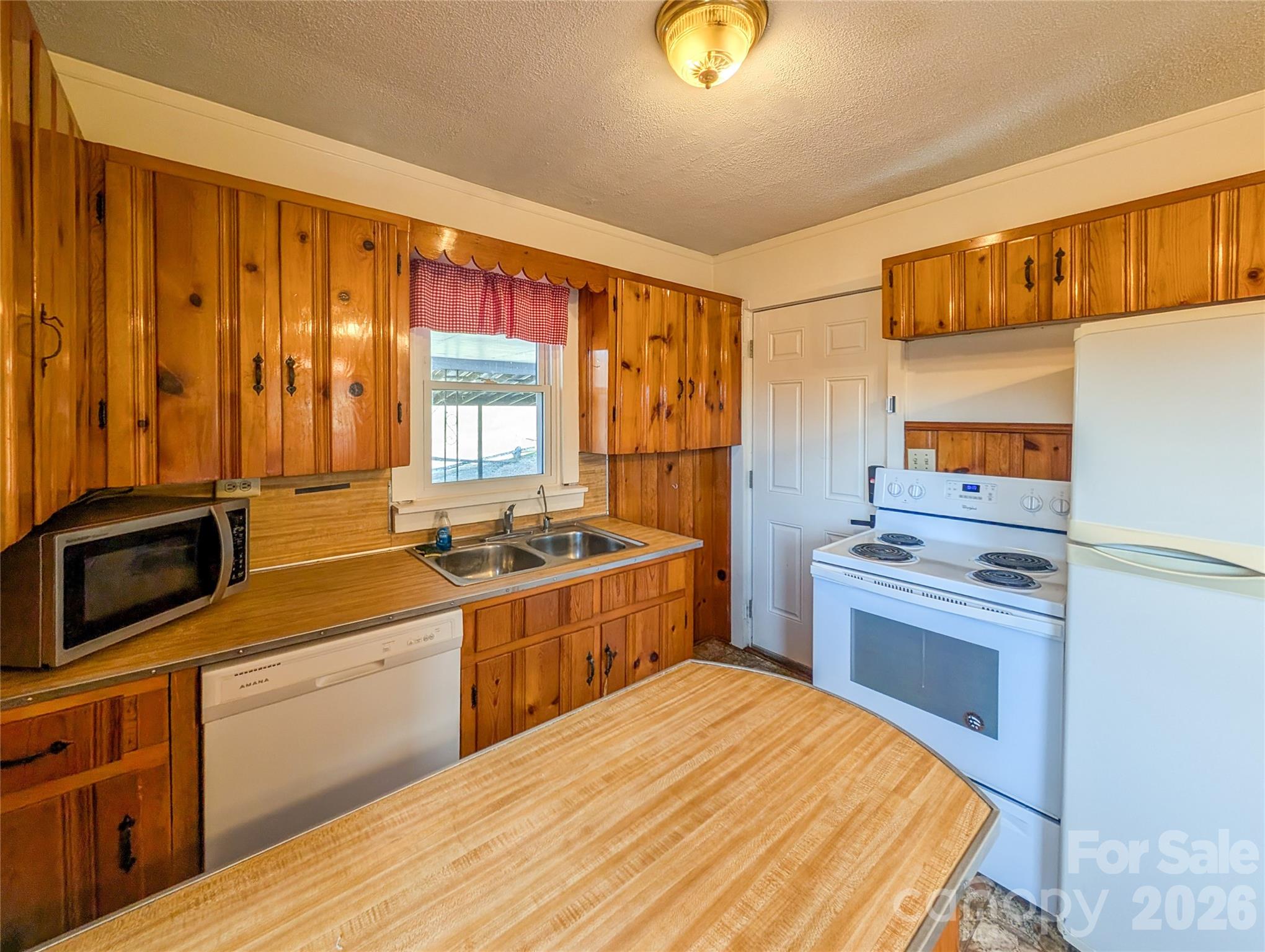 97 Tom Sparks Road Spruce Pine NC 28777