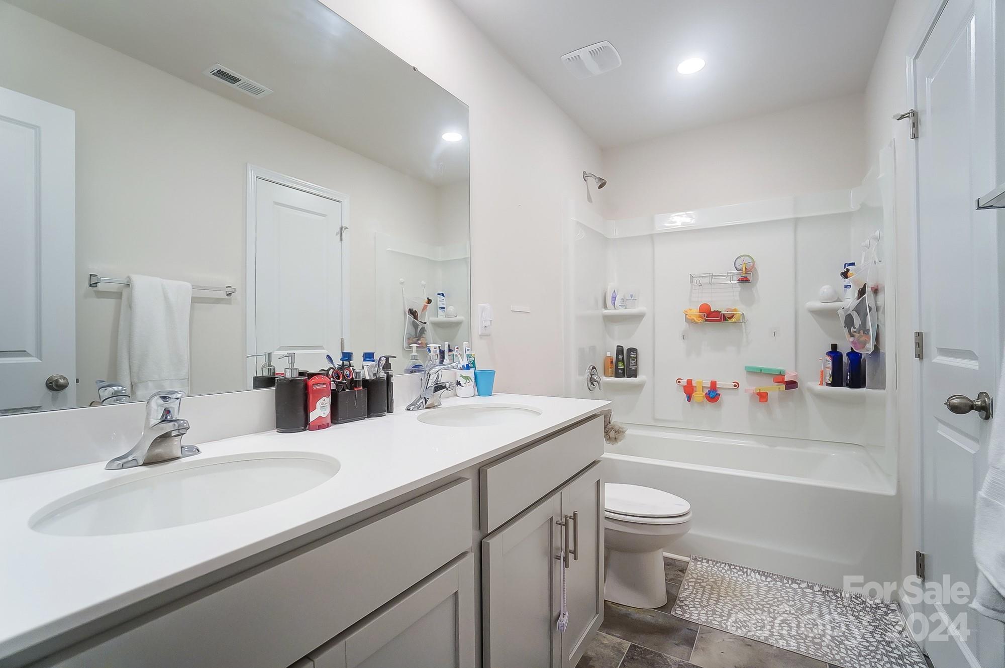 3523 Sycamore Crossing Court Mount Holly NC 28120