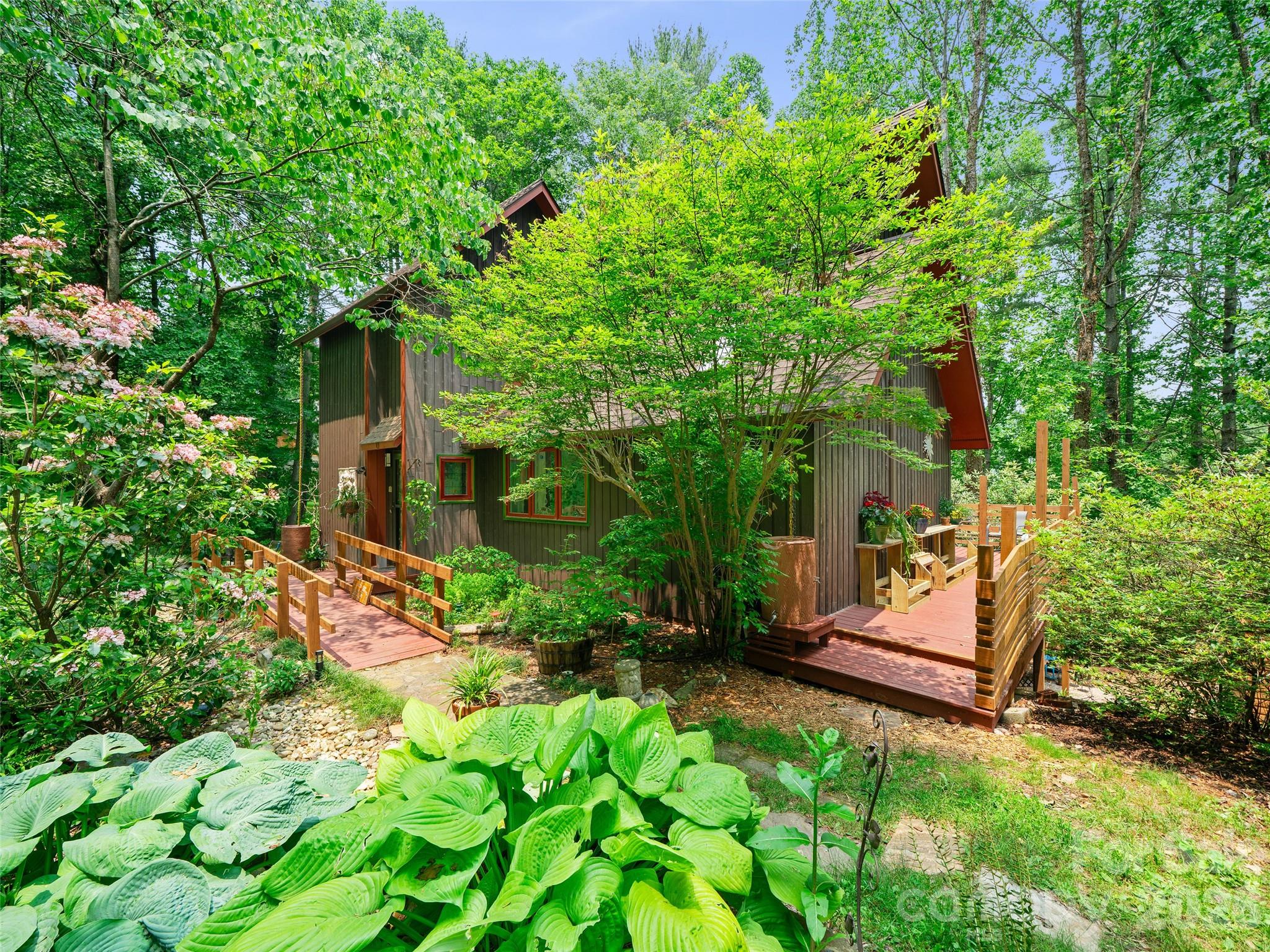 278 Mount View Drive Burnsville NC 28714