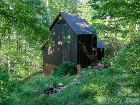 278 Mount View Drive Burnsville NC 28714