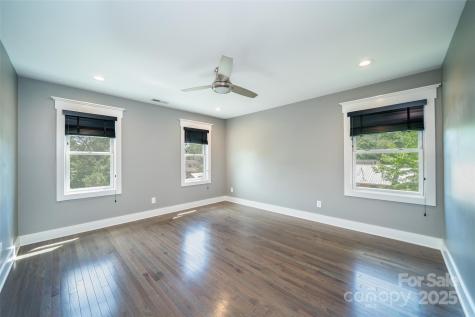 21 Bryant Street Asheville NC 28806