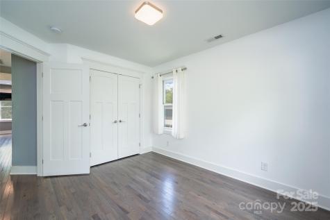 21 Bryant Street Asheville NC 28806