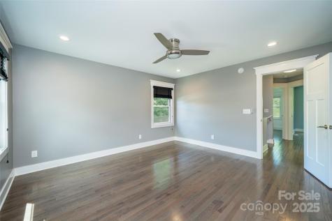 21 Bryant Street Asheville NC 28806