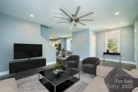 21 Bryant Street Asheville NC 28806