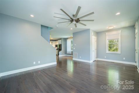 21 Bryant Street Asheville NC 28806