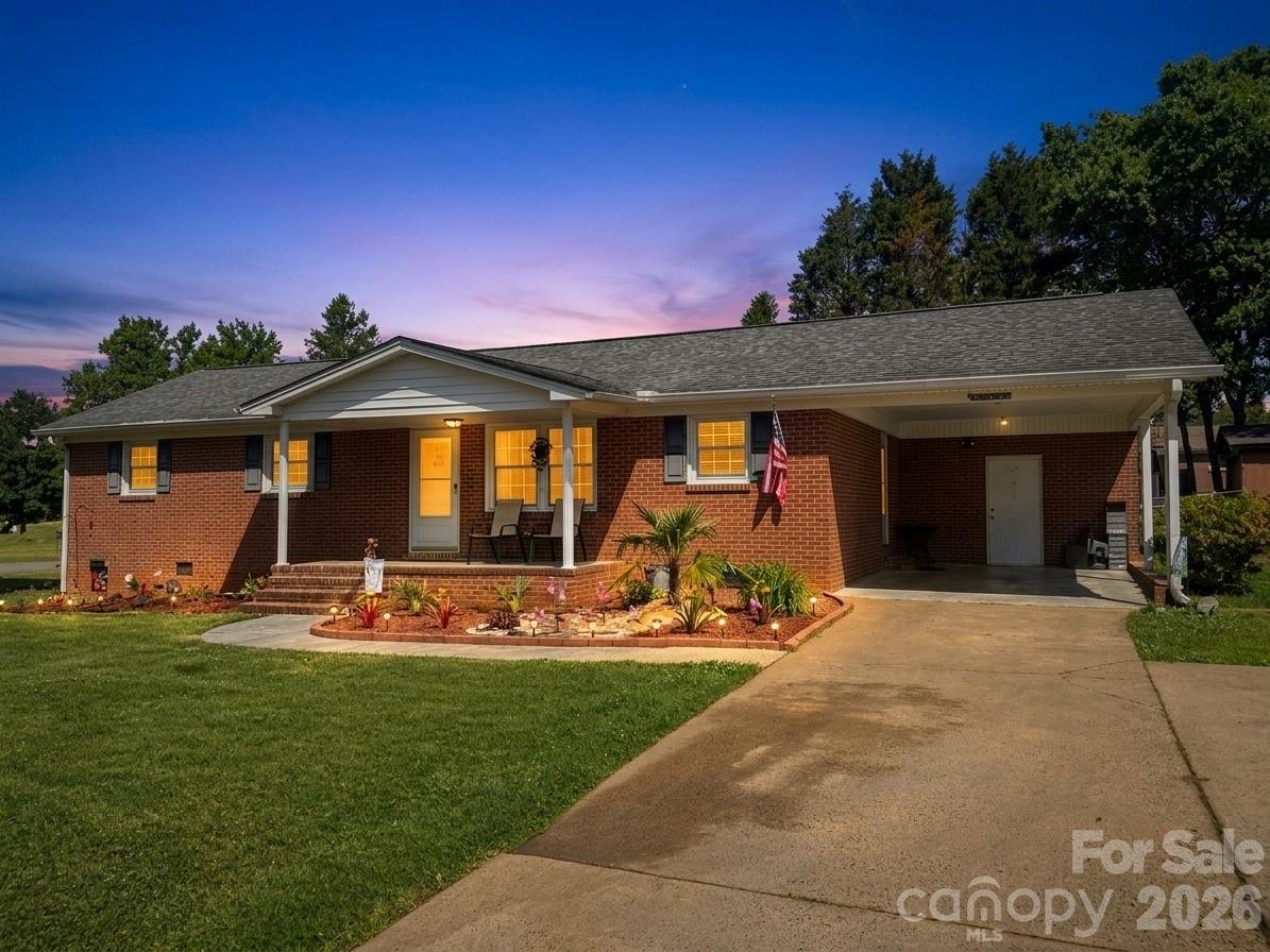 608 Cedar Drive Dallas NC 28034