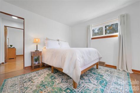 112 Allison Road Brevard NC 28712