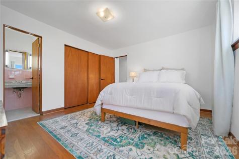 112 Allison Road Brevard NC 28712